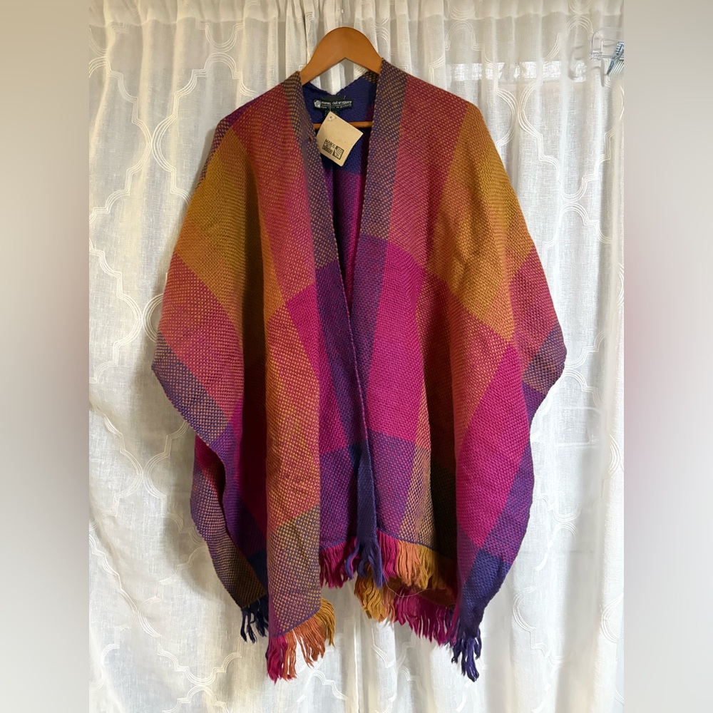 Manos Del Uruguay Handspun Artisan Fringe Poncho Shawl Sweater Knit Blanket Boho